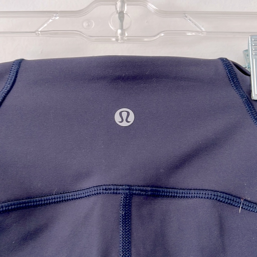 Navy Blue Lululemon Cropped Leggings - Picture 3 of 4